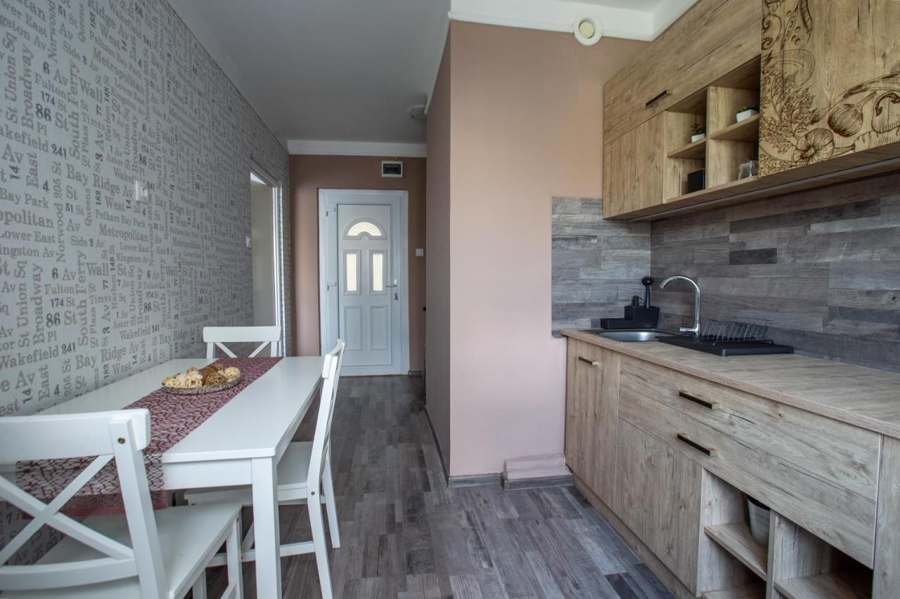 Center Home Apartman Orosháza Екстериор снимка