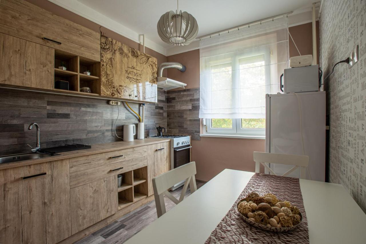 Center Home Apartman Orosháza Екстериор снимка